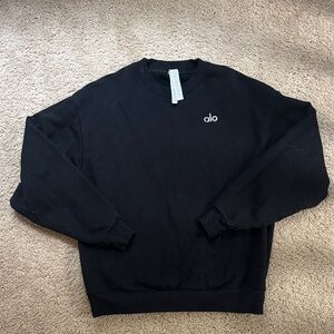 ALO Yoga Black Sweatshirt